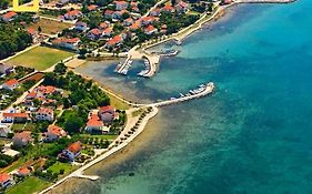 Apartmani Piero, Privlaka